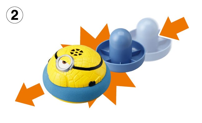 EPOCH Games Minions Hover Strike Battle – Gioco Da Tavolo Per 1-2 Giocatori, Dai 4 Anni, Stile Air Hockey Con Jerry Il Mega Minion